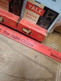 Vtg Yale Window Lock L113 Card Board Counter Display Card w/5 Locks Good Shape!