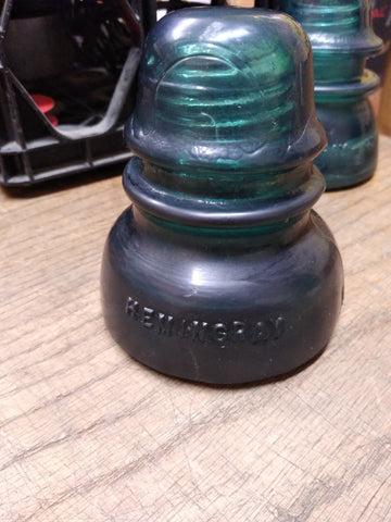 Vtg Hemingray No 40 Dark Green Emerald Glass Insulator with Bubbles and Swirls