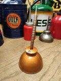 Vtg Thumb Hand Oiler Gold Made in Japan Working!