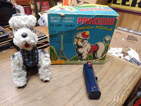 Vtg NOS Cragstan Princess French Poodle Battery Powered Remote Japan Works Great