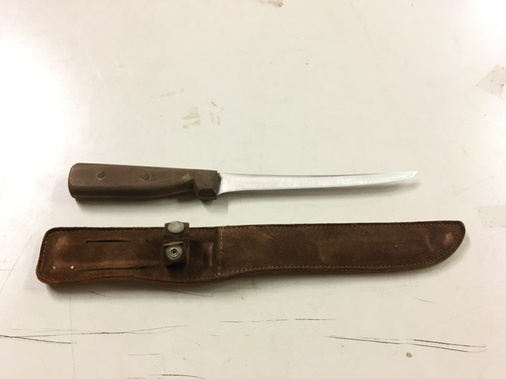 Chicago cutler 78s long fillet fishing knife with brown suede