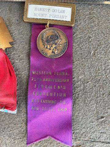 Fireman Badge Ribbon 1968 western Pa Fire fighter ass Convention Vtg Kittaning