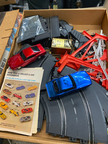 Eldon Slot Car Set 1/32 Red Blue Chrome Camaro Mustang Fastback California Custo