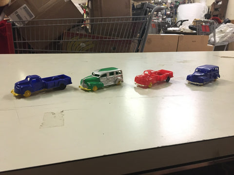 1950's Banner USA toy plastic trucks vtg trains Lionel lot of 4 blue red green