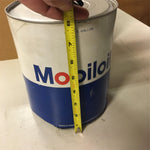 Vtg Mobil oil 1 US Gallon Oil Can Pegasus Empty 20-20W World Famous Performance