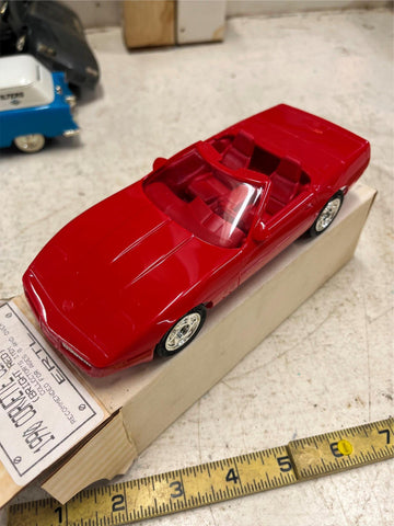 vtg ERTL 1990 corvette convertible bright red 1:25 scale promo car