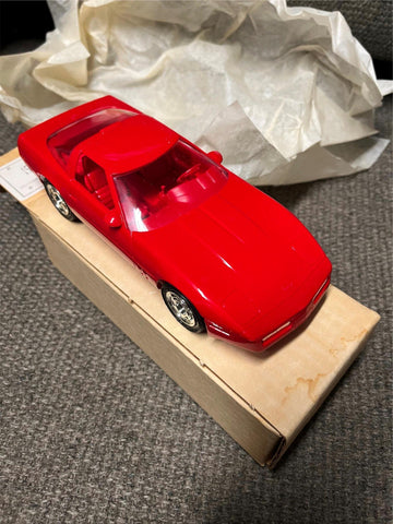 vtg ERTL 1990 bright red corvette ZR-1 collectors car 1:25 scale