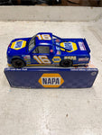 vtg Action Ron Hornaday NAPA 1:24 diecast truck collectable NASCAR