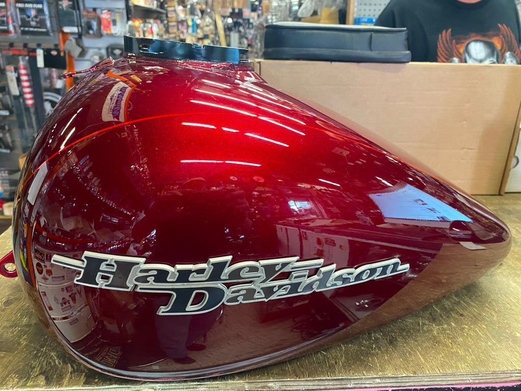 Red Mysterious sunglo Gas Tank Harley FLH Touring Bagger 2008