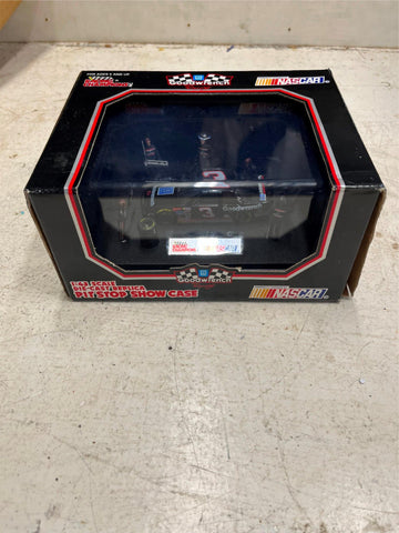 vtg 1993 Racing Champions Dale Earnhardt 1:43 diecast replica pit stop showcase