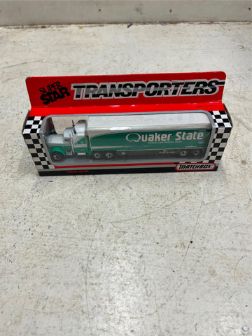 vtg 1992 Matchbox super star transporter Quaker State stock car racing team