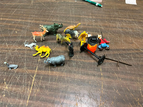 VTG Lot of 15 Rubber/Plastic Figurine Animals & Replacement pieces