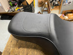 NOS Two Up Smooth Seat Harley Dyna 2004-2005 OEM FXD Superglide Low Rider FXDL