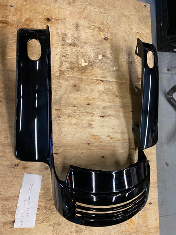 OEM Vivid Black Fascia Rear Fender Harley FLHX Street Road Glide Trim 2009^