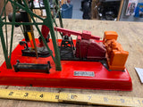 Lionel Oil derrick pumper no. 455 Buildings Bridges Display Post War Very Nice!