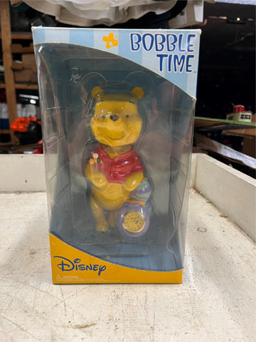 vtg Disney Bobble Time Collectors edition Winnie The Pooh Bobblehead with clock