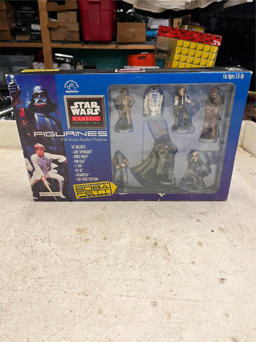 vtg 1995 Star Wars Classic Collectors Series Figurines with bespin display NIB