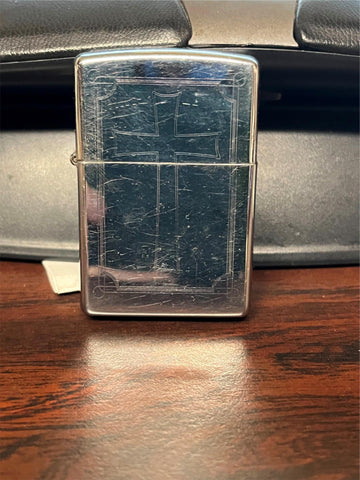2006 polished chrome etched cross zippo lighter