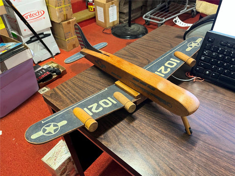 CASS TOYS WW2 Era Boeing B-17 Airplane U.S. Air Force 1944-1945 Wooden Toy 25"