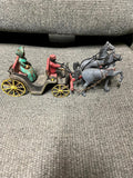 vtg antique unbranded cast iron detachable two horse drawn carriage toy