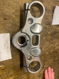 Top Triple Tree Clamp Harley Dyna 49mm 2006^ Superglide Low Rider Street Bob Ris