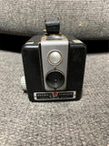 vtg Kodak Brownie Hawkeye flash model bakelite camera