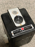 vtg Kodak Brownie Hawkeye flash model bakelite camera