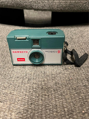 vtg Made in USA Kodak Hawkeye Instamatic R4 pocket camera