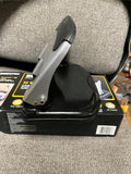 Bostitch HP40 EZ Squeeze 40 3 hole punch silver/black