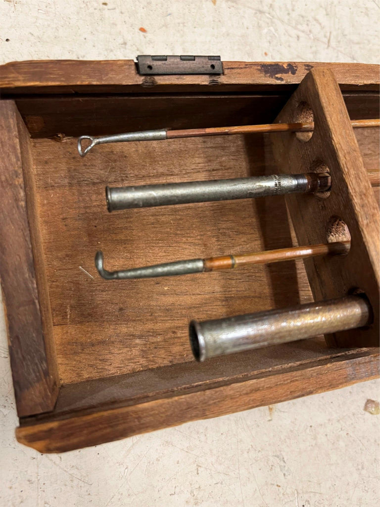 Display case for antique fly rods
