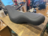 1997-2007 Mustang Day Tripper Seat Harley Touring FLH Street Road Glide Bagger