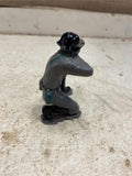 vtg 1963 Louis Marx grey plastic WW2 German kneeling toy soldier plastic figure
