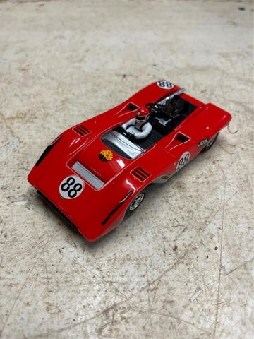 Carrera 27436 132 Lola T222 Mont-Tremblant '71, #88 1/32 Slot Car Red