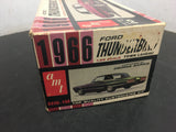 VINTAGE AMT 1966 FORD THUNDERBIRD TOWN LANDAU hardtop 1:25 scale original w/ box
