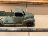 Vtg 1950's Ford Hubley Wrecker Tow Truck 452 Kiddie Toy Metal Toy Unrestored