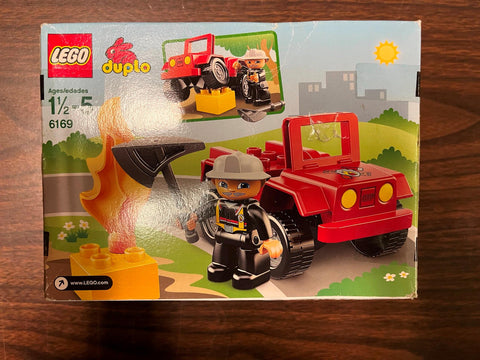 Lego Duplo Ville Fire Chief 6169 2012 6pc set NIB