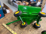 John Deere Farm Toy Precision Diesel Tractor Die Cast 4010 Diesel Elvis Trailer