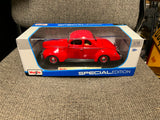 Maisto special edition 1939 Ford Delux coup red 1/18 diecast car