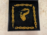 vtg Diamonds International gold tone necklace and bracelet combo