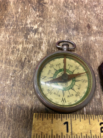 Vtg "GIRL SCOUTS" Official Compass" Antique collectible White Green Face America