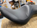 Sundowner Harley Heritage Softail Fatboy 2000-2007 OEM wide Touring Seat FLST