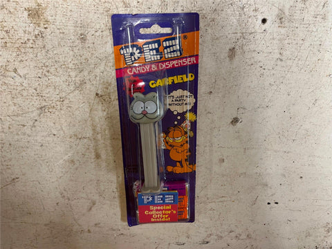 vtg 1985 Pez Garfield Nermal candy dispenser