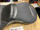 Road Zepplin Air Seat Harley Softail Heritage Fatboy 2007^ OEM Touring Wide FXST