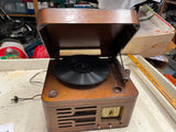 vtg 1941 Crosley C35-AK Phonograph AM Radio tested works see description