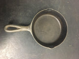 Vintage Cast Iron Lodge skillet small pouring kitchen cooking piece