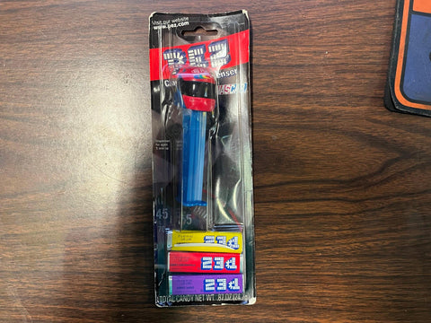 VTG Jeff Gordon #24 NASCAR 2005 Collectible Pez Candy Dispenser
