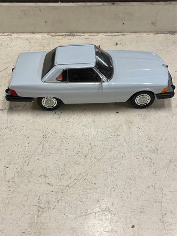 vtg 1986 Jim Beam White Mercedes 450 SL decanter Wheel series rare Empty