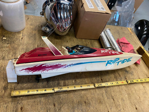 Vtg Tyco Battery Powered Race Boat RC Rip tide 21 Toy  Remote Control