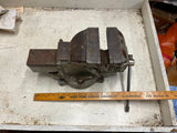 vtg antique giant heavy duty #6 swivel bottomed Bench vice worker tools