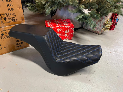 TWO UP SEAT - 2018 AND UP SOFT TAIL/STREET BOB WITH  BLUE STITCHING